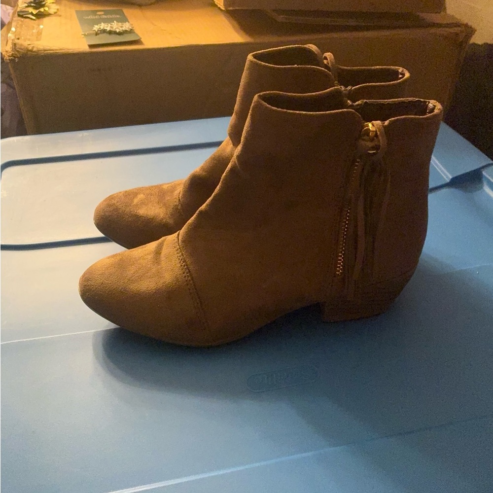 Nature Breeze Tan Ankle Booties